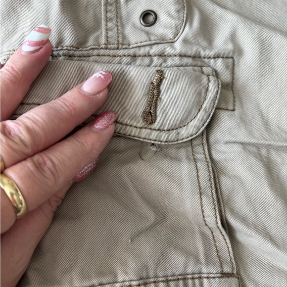 Iron Co. Men's Light Tan Cargo Shorts - Picture 4 of 6